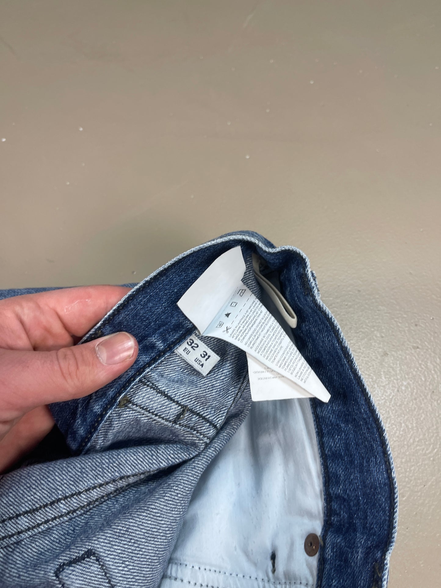 Armani Jeans S
